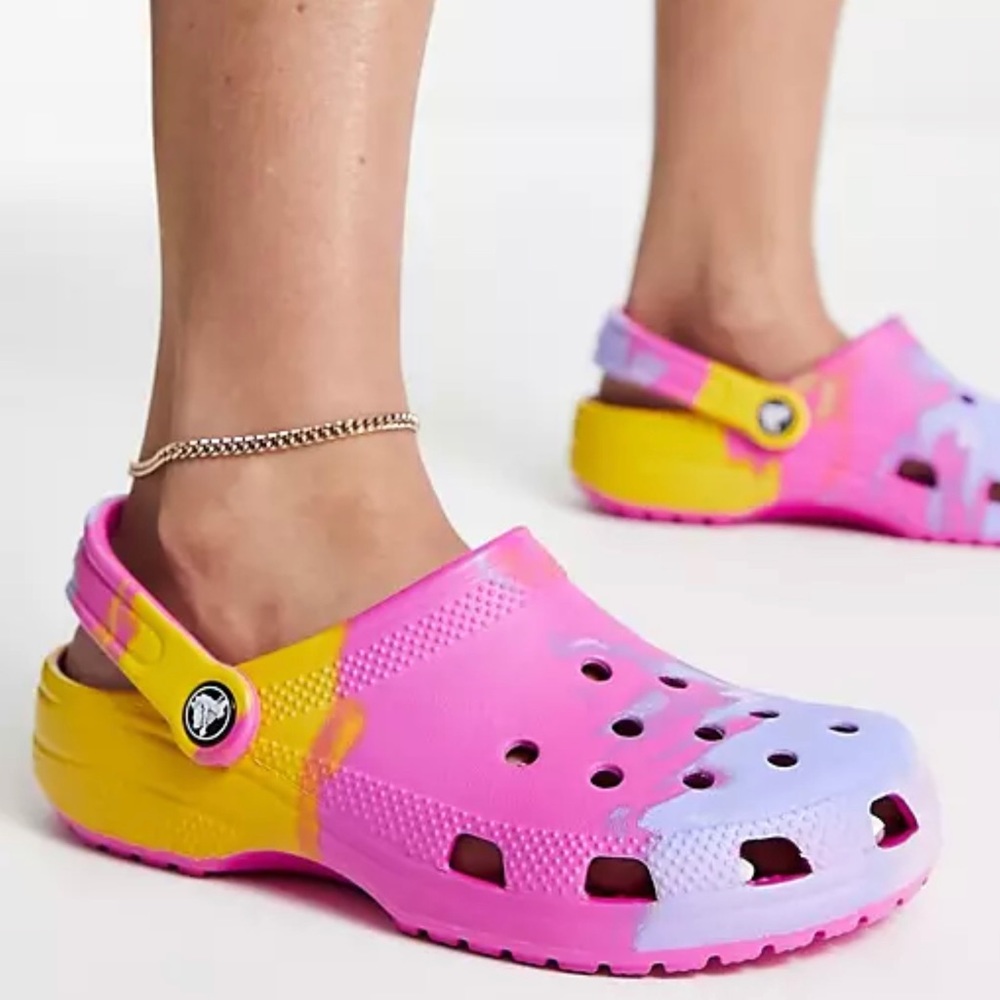 CROCS Pink Ombre Clogs